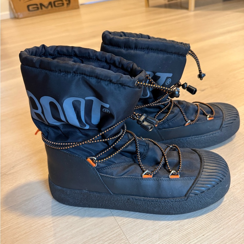 Men’s Moon Boot Black Footwear Size 11.5